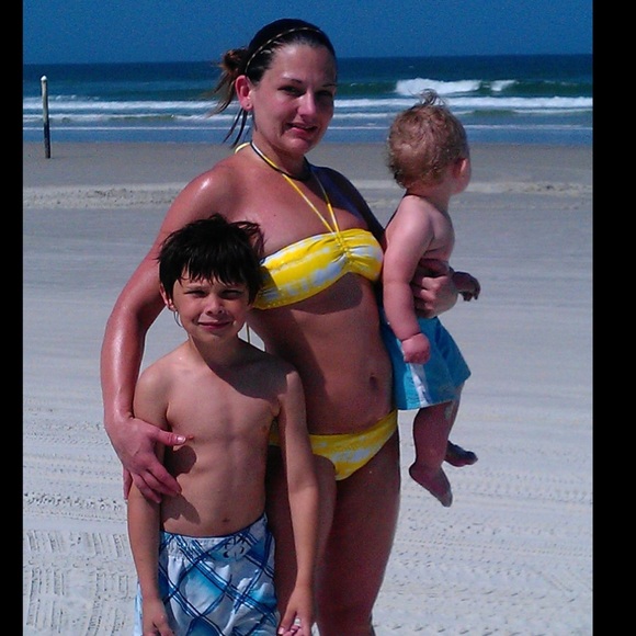 Meet your Posher, Christina - Picture 2 of 9